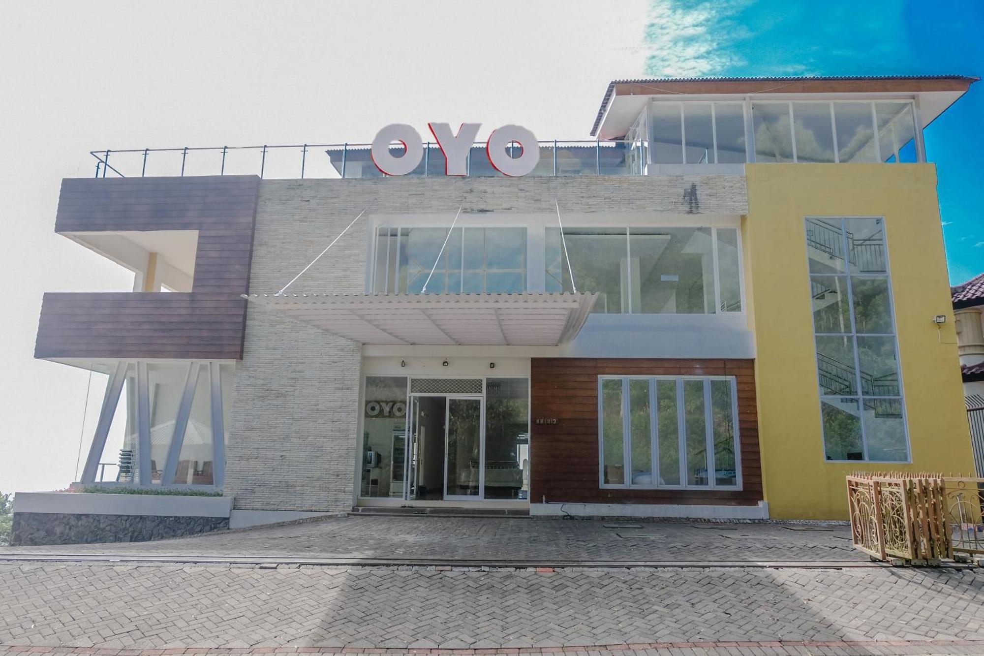 Oyo1194武吉潘德曼别墅公寓 巴图 外观 照片